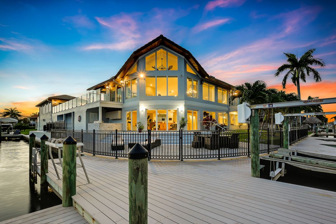 101 SW 58th St, Cape Coral, FL 33914