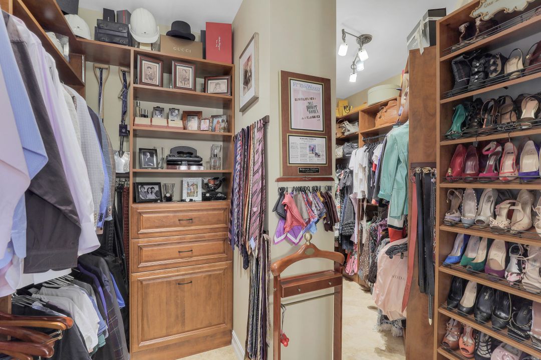 5667 Winkler Rd, Fort Myers, FL 33919