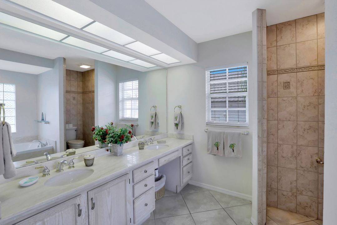 1130 Lighthouse Ct, Marco Island, FL 34145