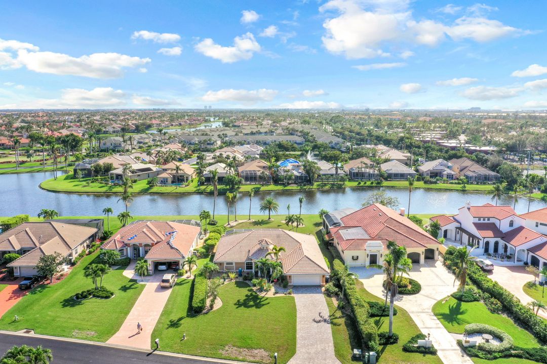 14921 Laguna Dr, Fort Myers, FL 33908