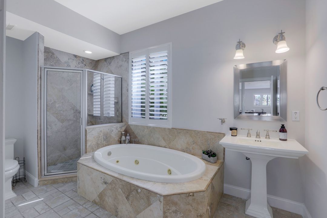 10211 River Dr, Bonita Springs, FL 34135