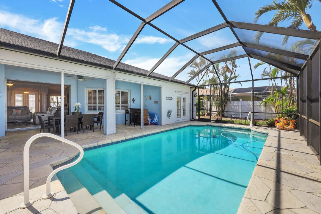 2715 El Dorado Pkwy W, Cape Coral, FL 33914