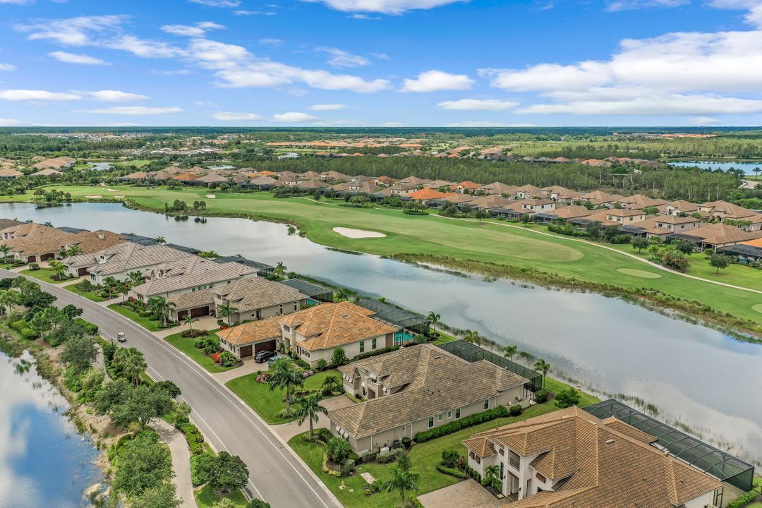 9249 Esplanade Blvd, Naples, FL 34119