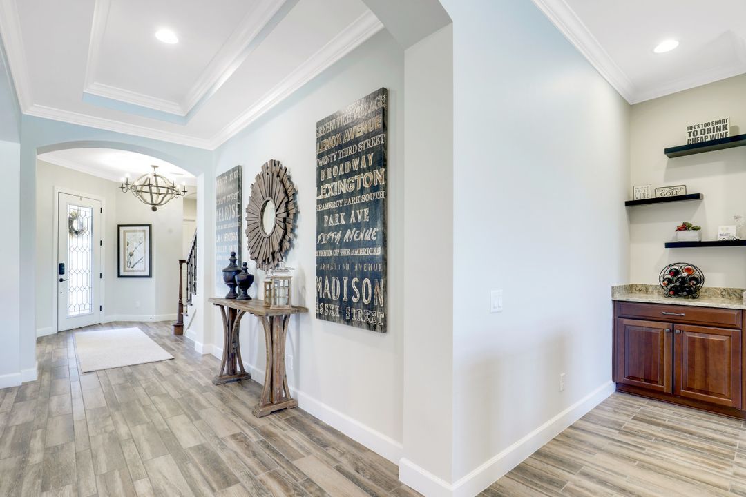 8697 Cavano St, Naples, FL 34119