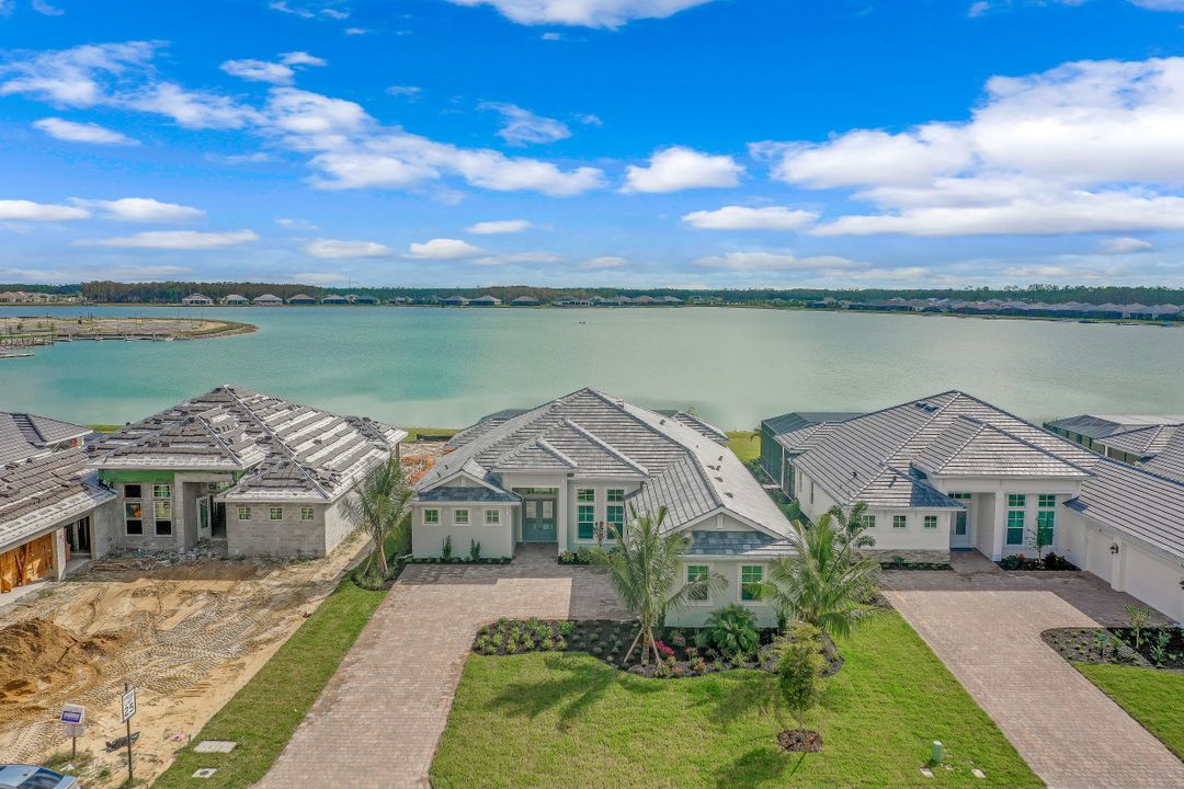 18645 WildBlue Blvd, Fort Myers, FL 33913