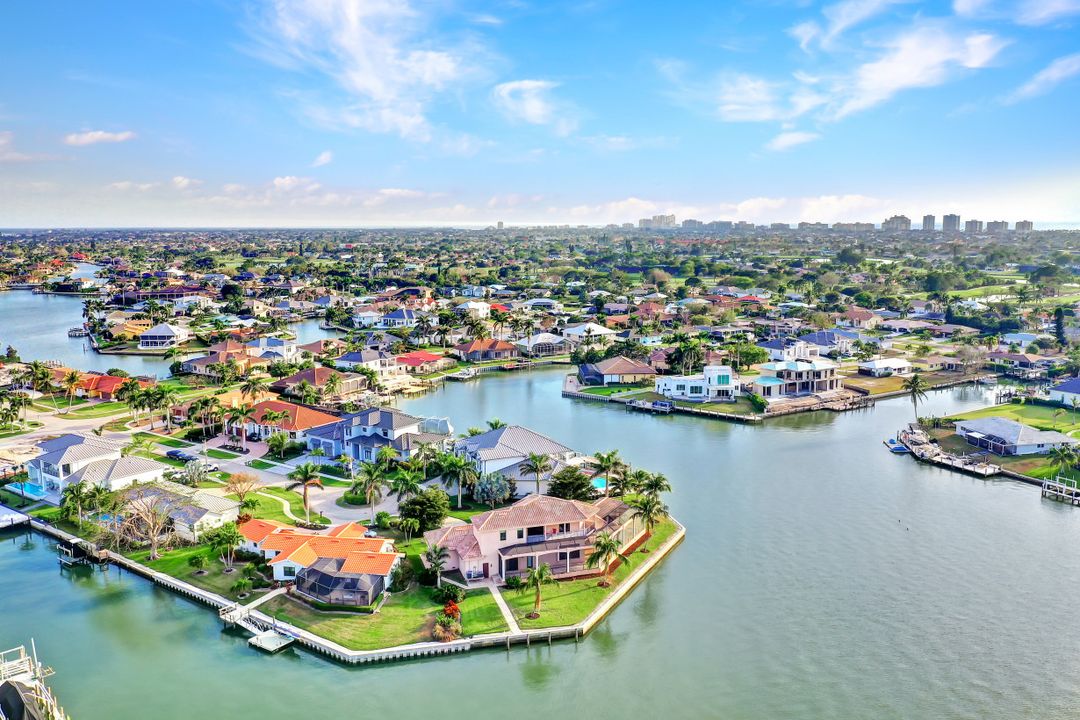 1415 Firwood Ct, Marco Island, FL 34145