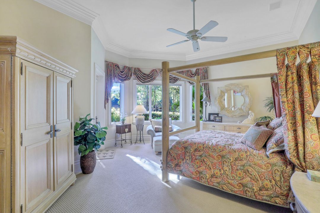 2904 Indigobush Way, Naples, FL 34105