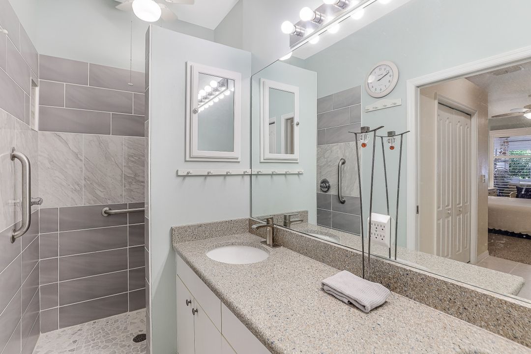 20655 Country Barn Dr, Estero, FL 33928