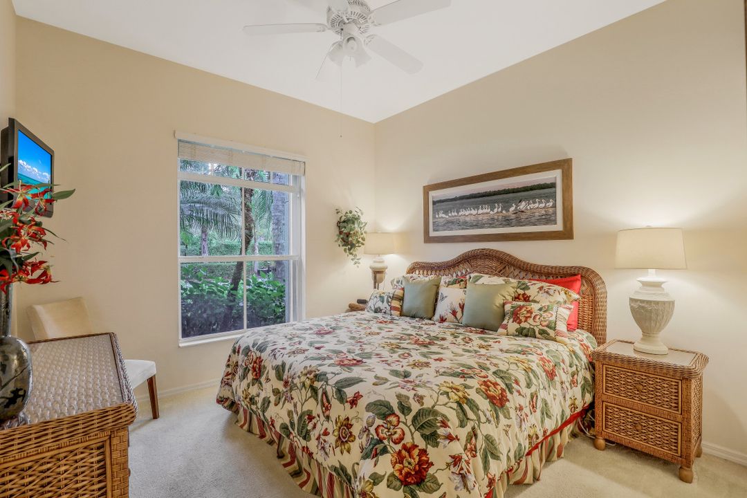 3599 Grand Cypress Dr, Naples, FL 34119