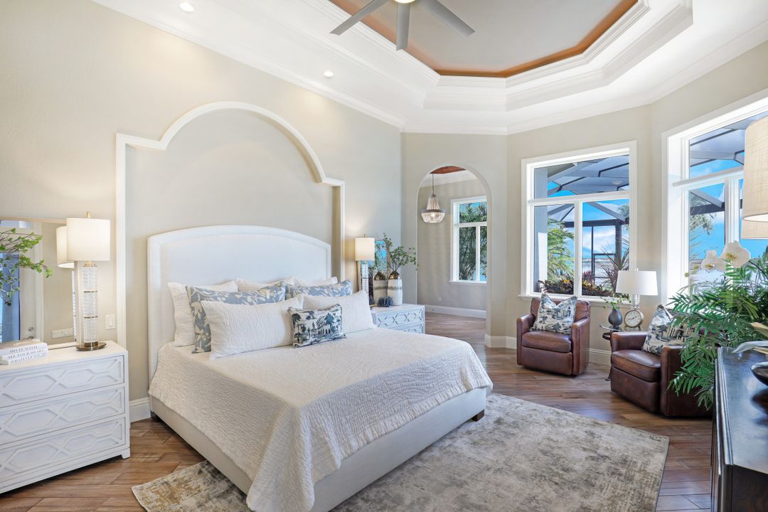 9337 Granite Ct, Naples, FL 34120