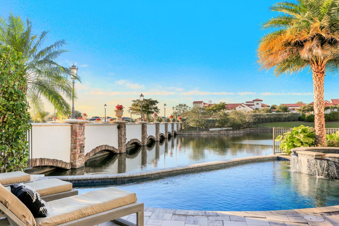 16428 Talis Park Dr, Naples, FL 34110