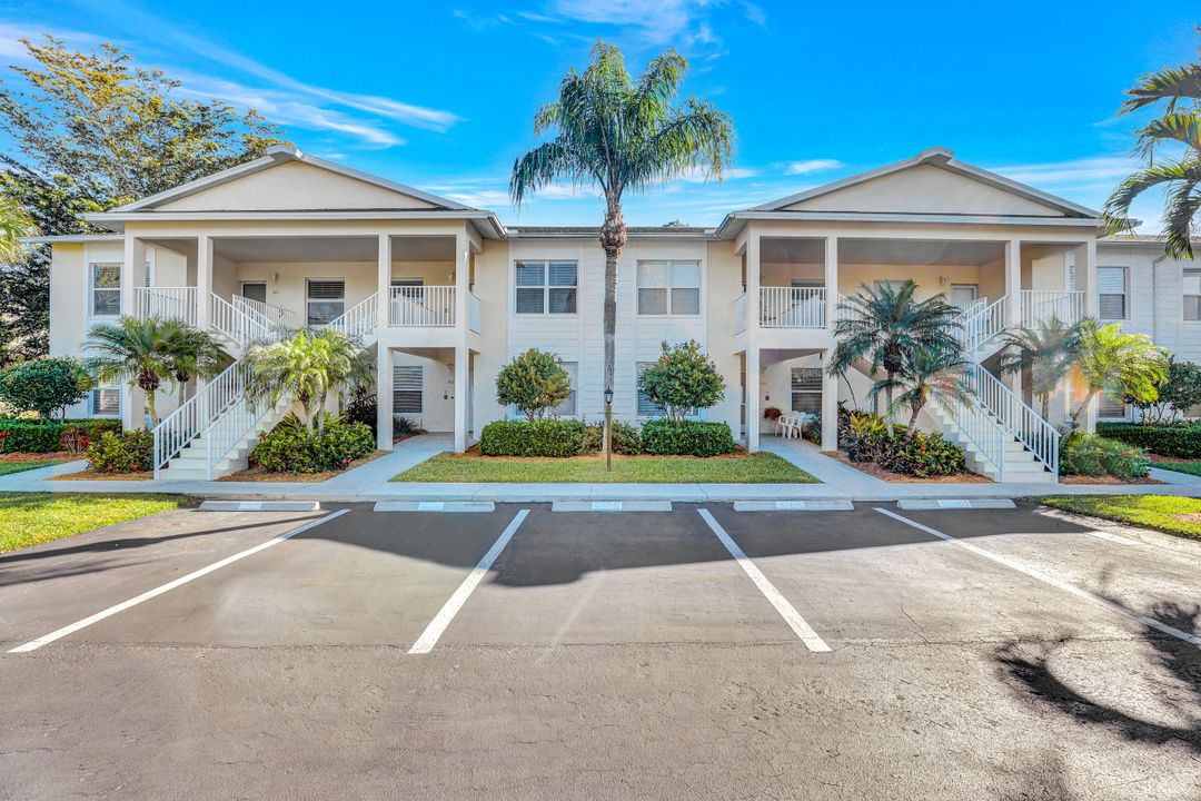 1180 Sarah Jean Cir #201, Naples, FL 34110