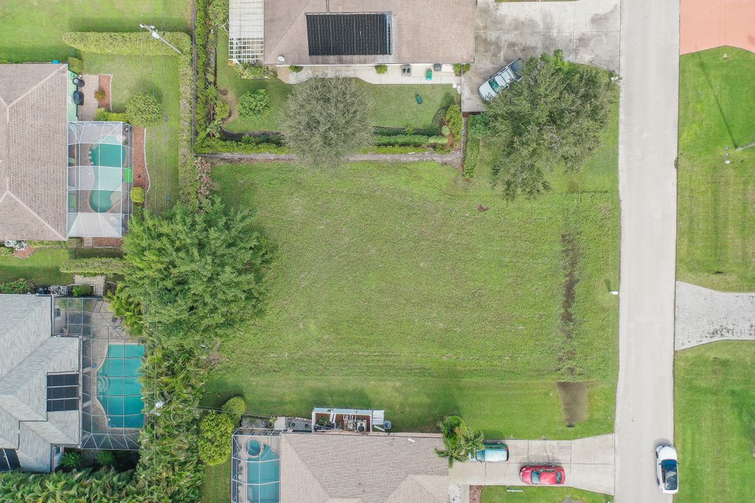 5216 SW 27th Pl, Cape Coral, FL 33914