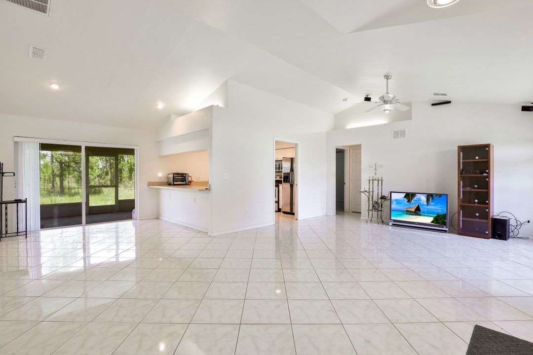 3265 58th Ave NE, Naples, FL 34120