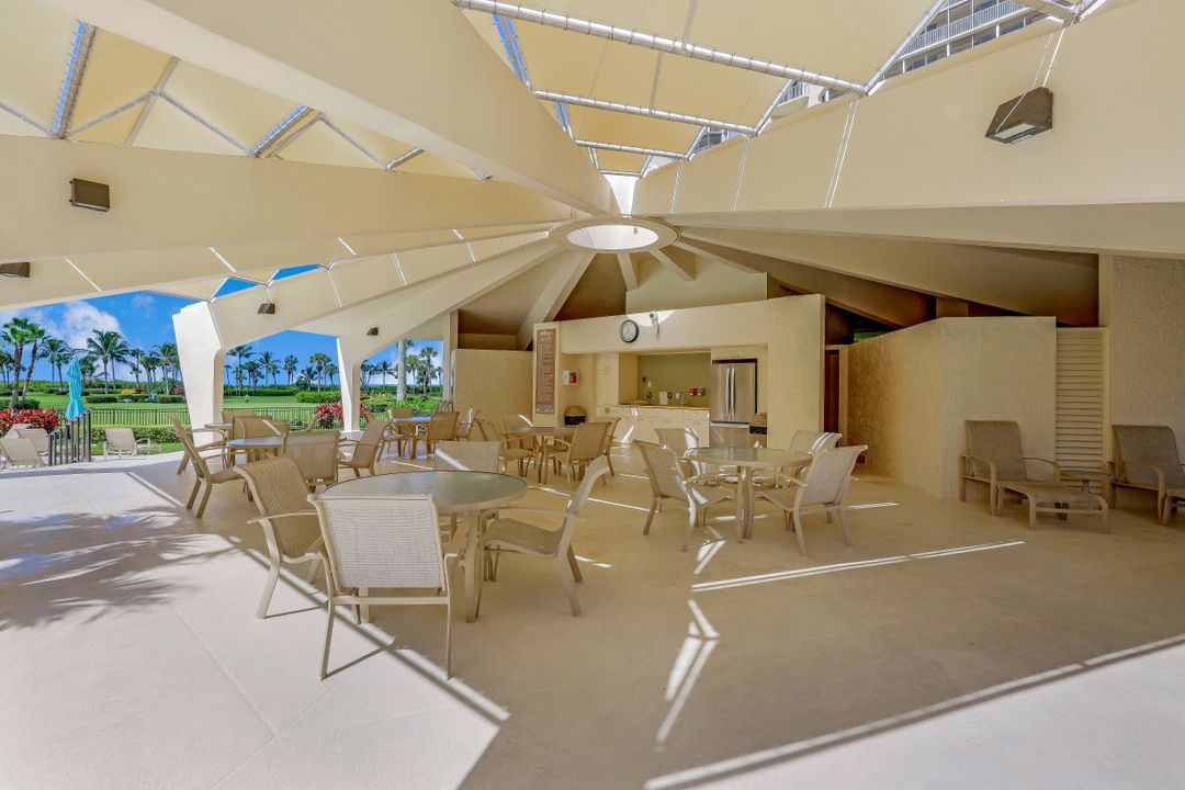 4031 Gulf Shore Blvd N #5F, Naples, FL 34103