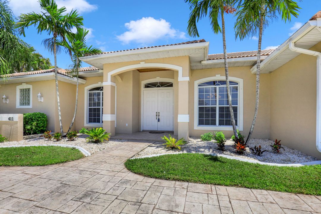 411 SW 49th Ln, Cape Coral, FL 33914