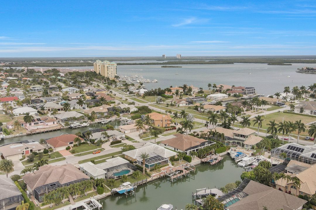 841 Magnolia Ct, Marco Island, FL 34145