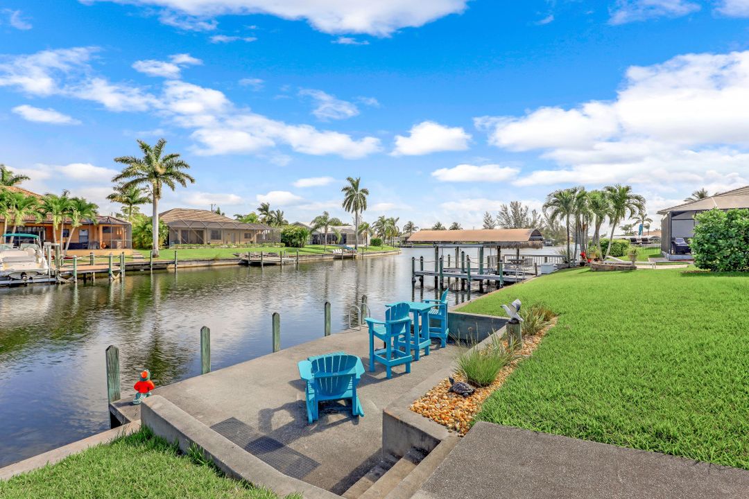 2307 SW 40th St, Cape Coral, FL 33914