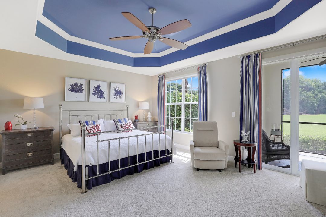 8036 Players Cove Dr #102, Naples, FL 34113