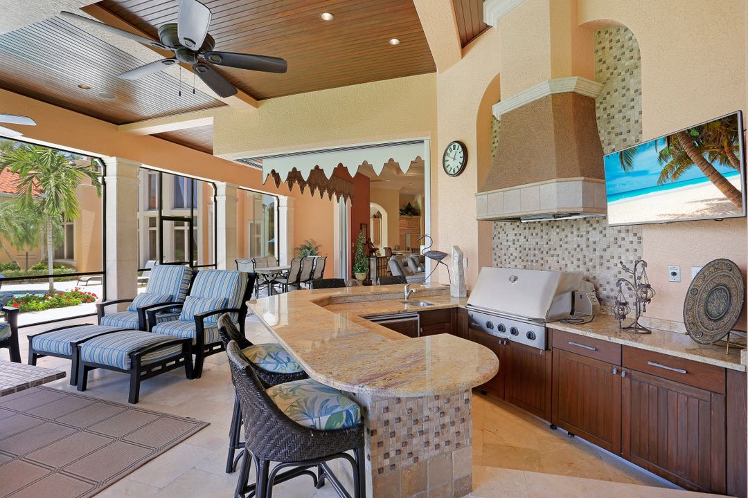 9779 Bent Grass Bend, Naples, FL 34108