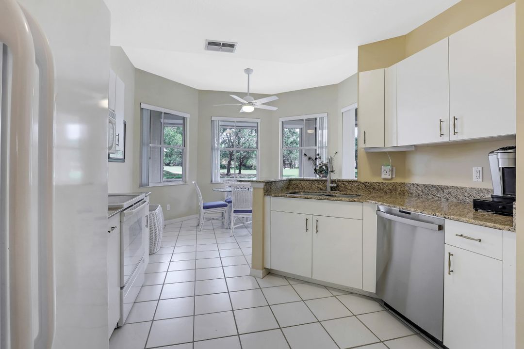 9111 Las Maderas Dr, Bonita Springs, FL 34135