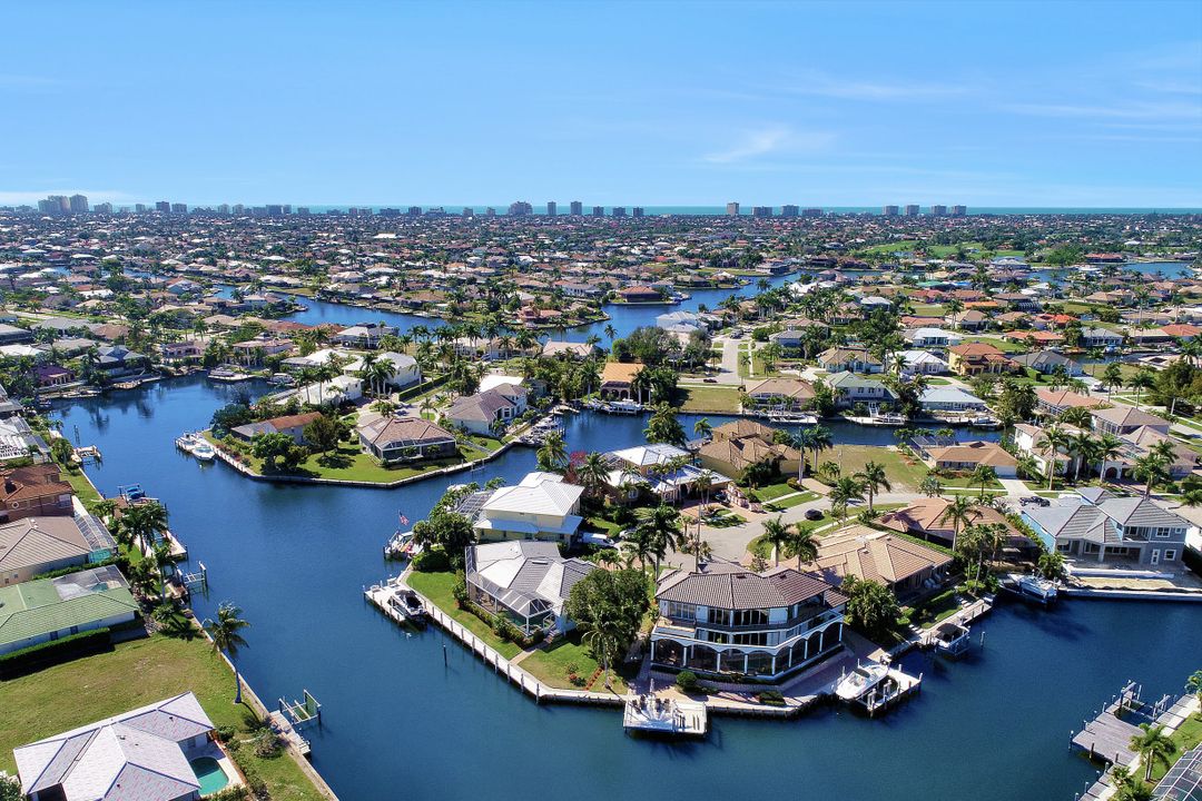 148 Geranium Ct, Marco Island, FL 34145