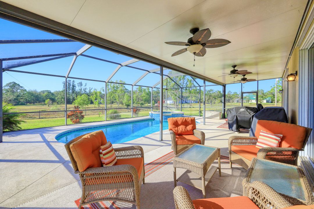 18251 Lynn Rd, North Fort Myers, FL 33917