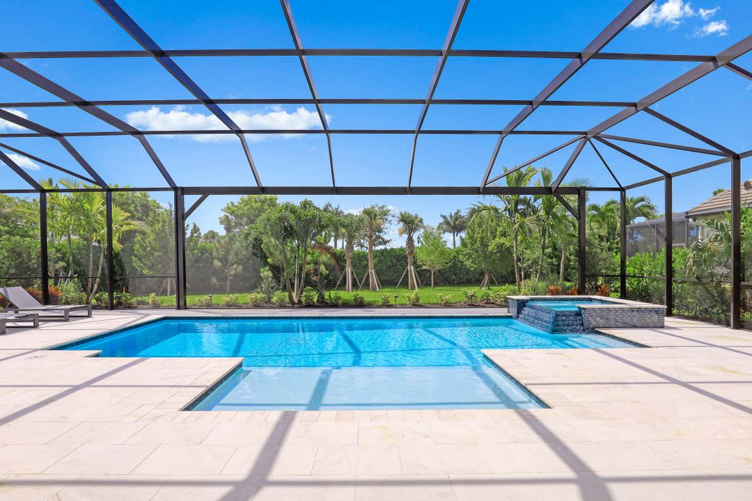 3228 Tavolara Ln, Naples, FL 34114