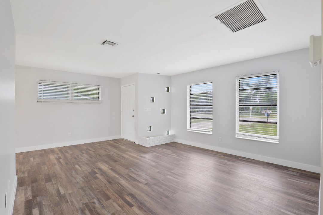 408 El Dorado Pkwy E, Cape Coral, FL 33904