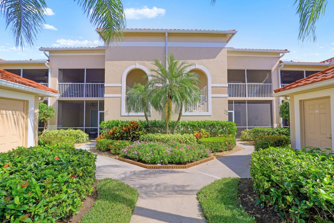 2870 Cypress Trace Cir #1712, Naples, FL 34119