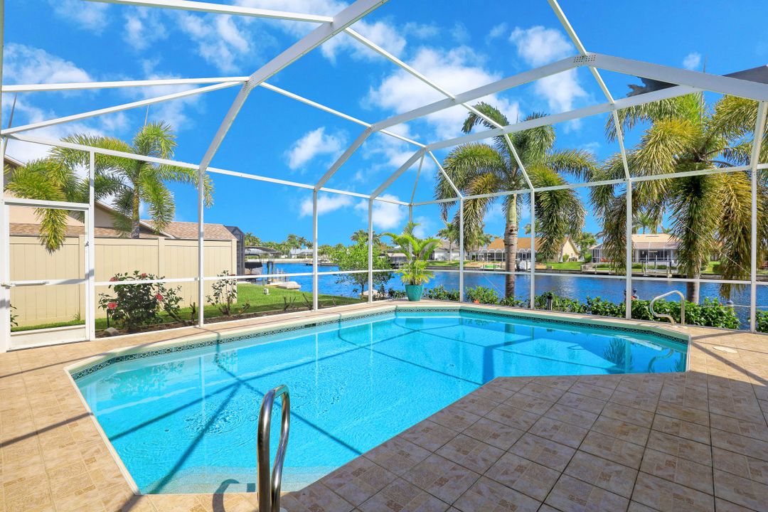 5209 SW 25th Pl, Cape Coral, FL 33914