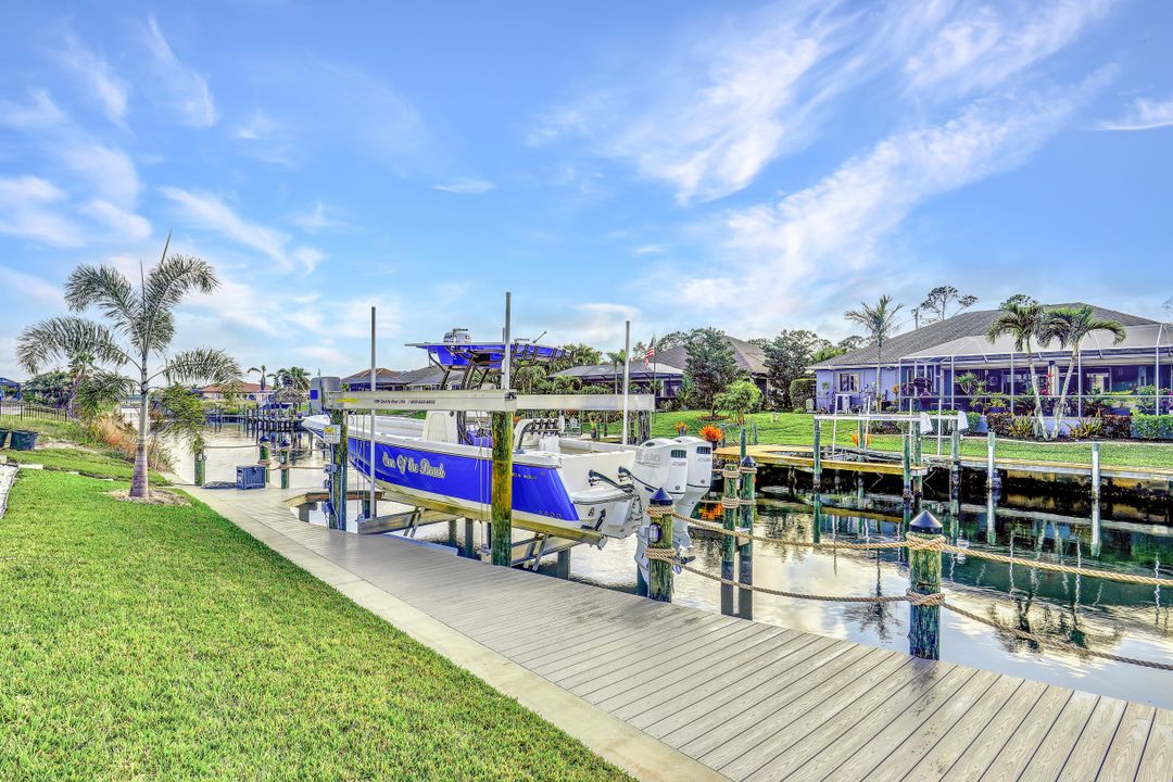 2612 Surfside Blvd, Cape Coral, FL 33914