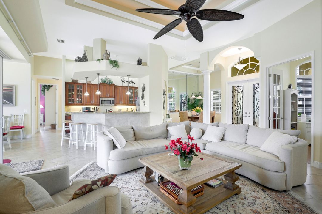 2305 SW 50th St, Cape Coral, FL 33914