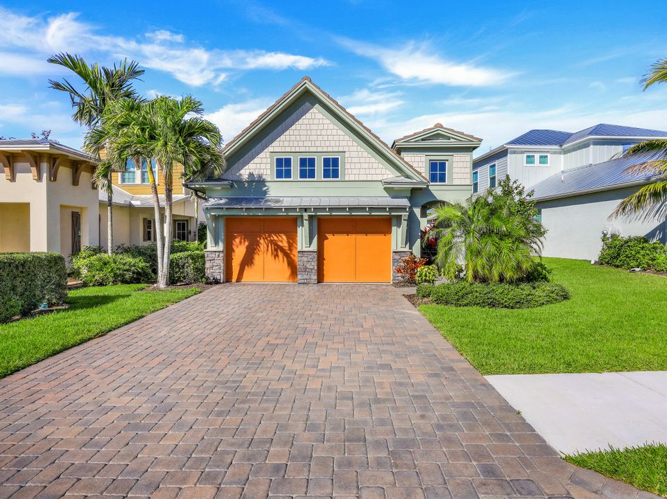 14167 Nautica Ct, Naples, FL 34114
