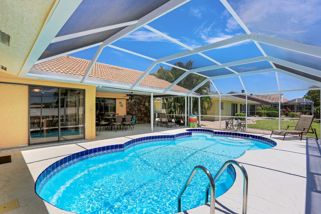 1708 Savona Pkwy, Cape Coral, FL 33904