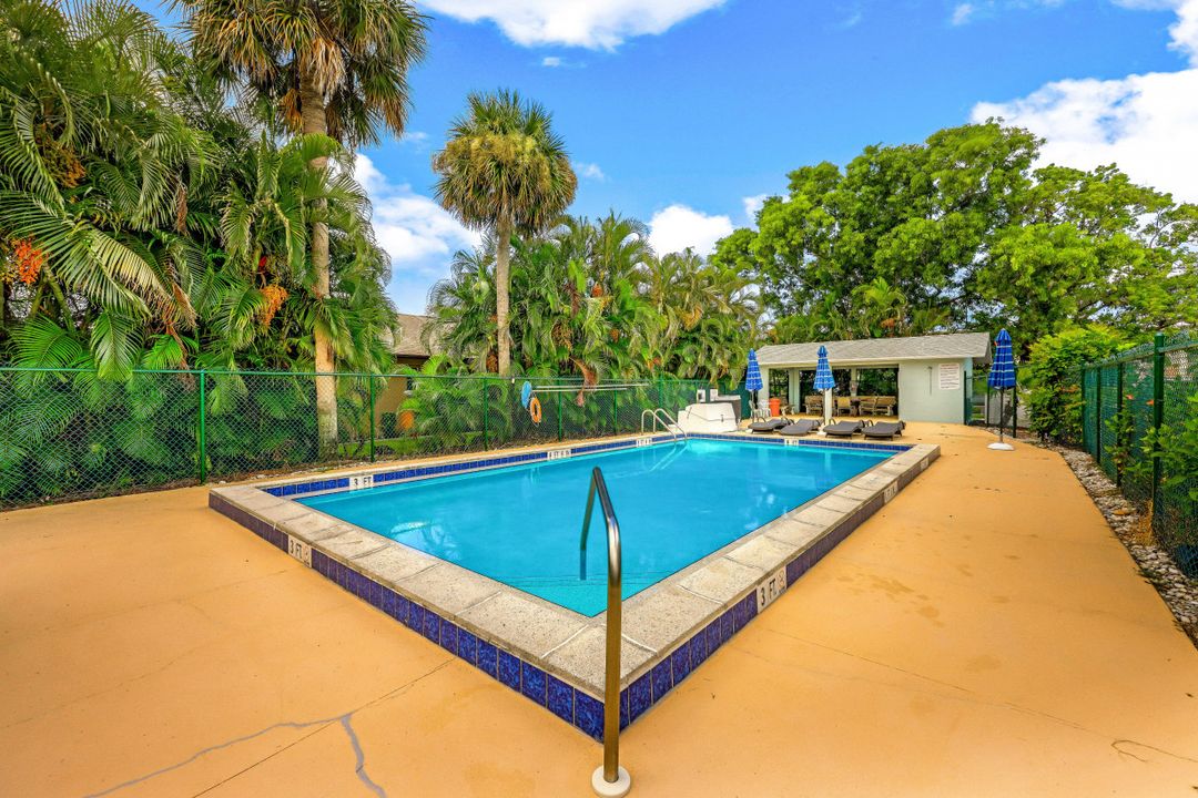 4904 Vincennes St #209, Cape Coral, FL 33904