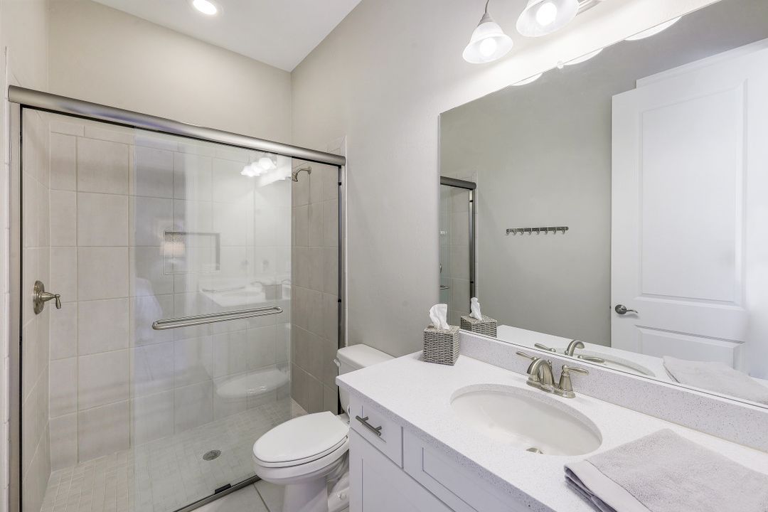 3274 Belon Ln, Naples, FL 34114