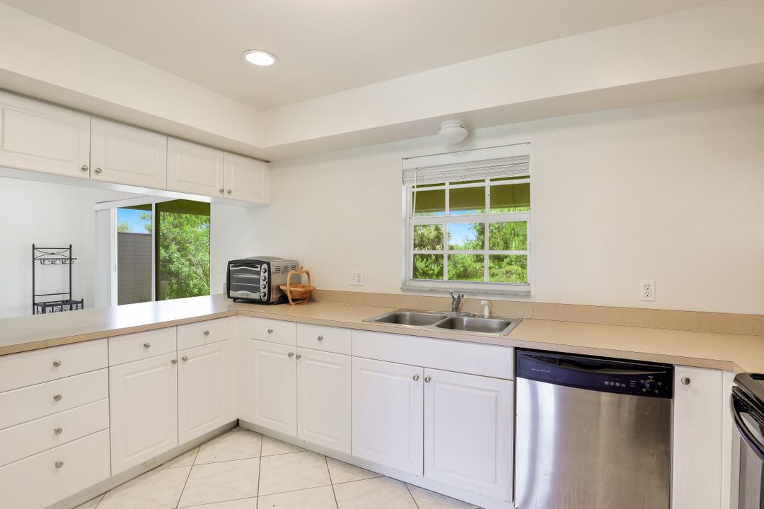 3265 58th Ave NE, Naples, FL 34120