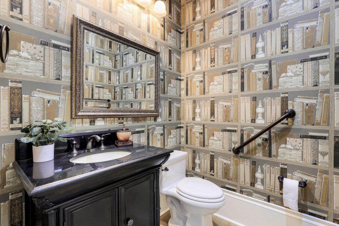 2228 Miramonte Ct, Naples, FL 34105