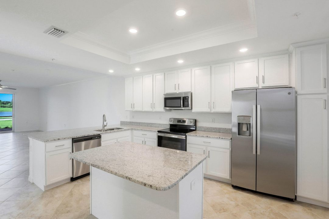 14050 Heritage Landing Blvd #211, Punta Gorda, FL 33955