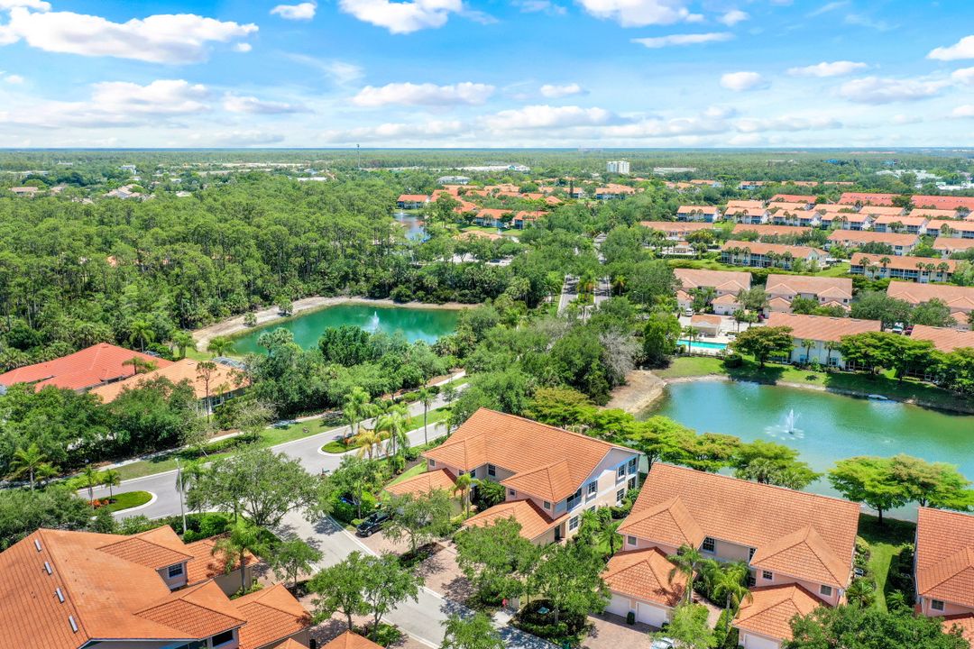 5610 Sherborn Dr #202, Naples, FL 34110