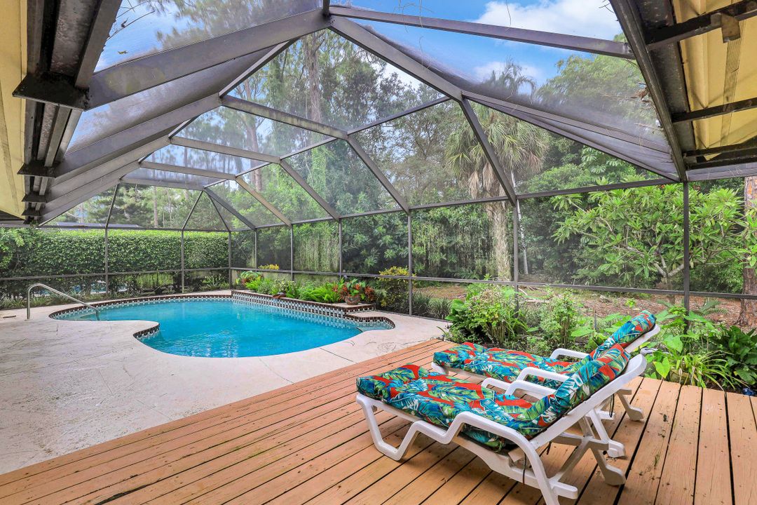 2259 Queens Way, Naples, FL 34112