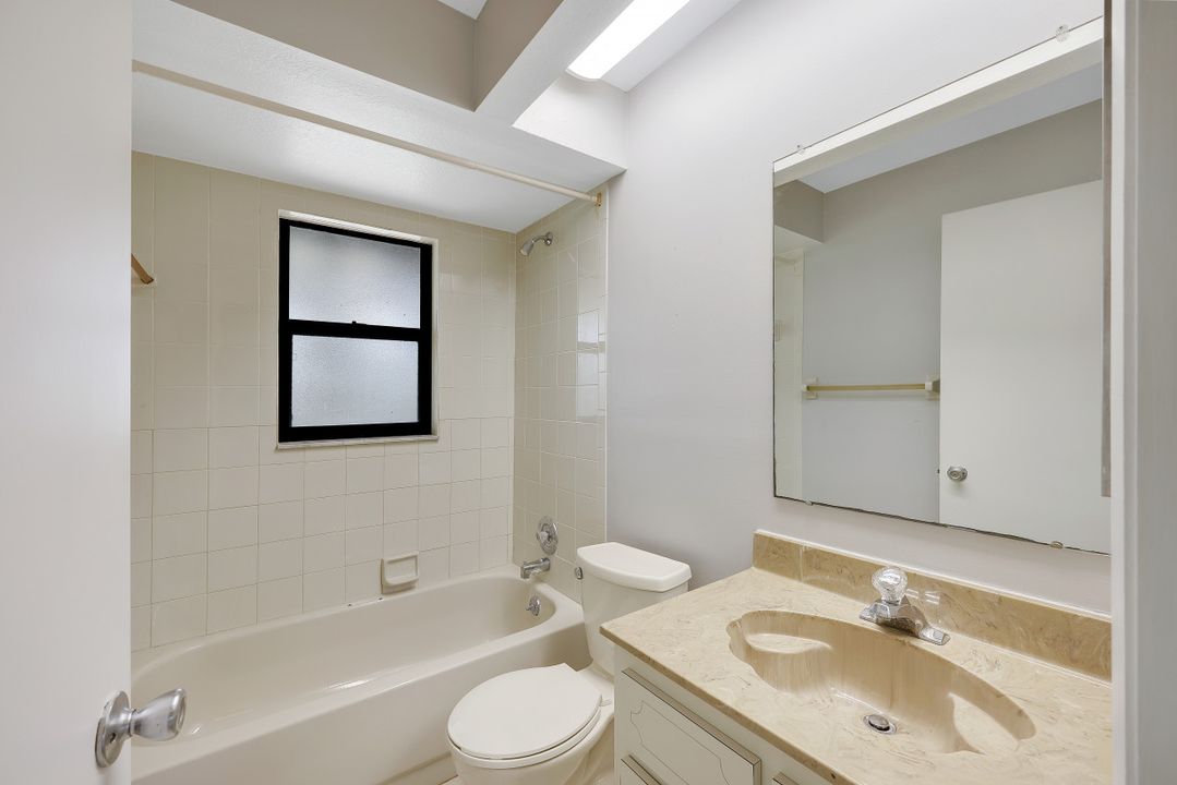 218 SW 34th Terrace, Cape Coral, FL 33914