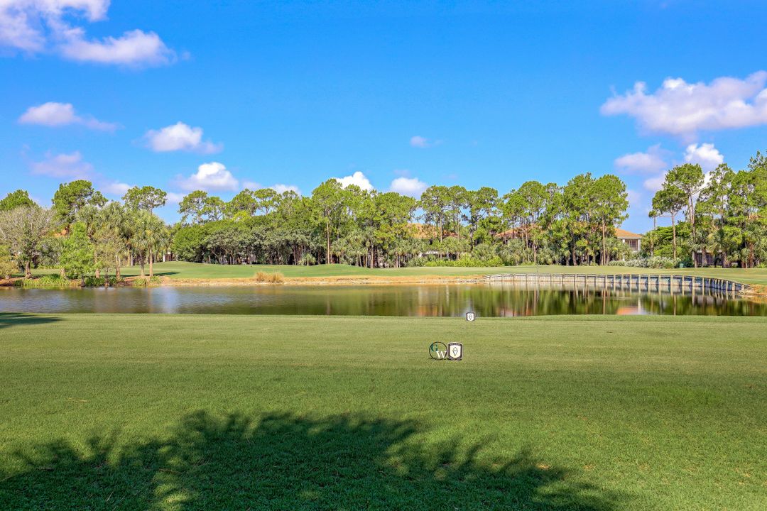 28609 Pienza Ct, Bonita Springs, FL 34135