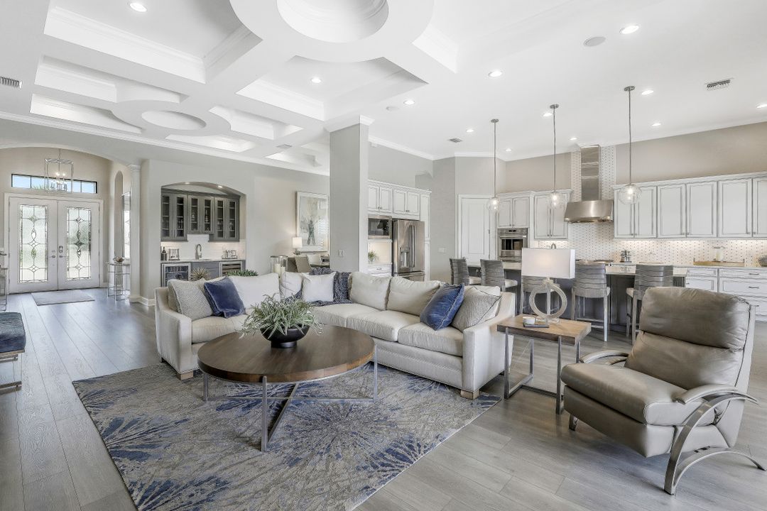 9388 Rapallo St, Naples, FL 34119