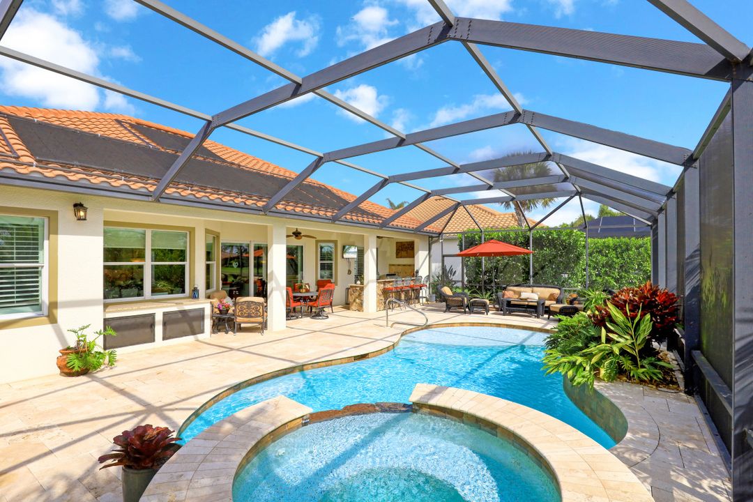 9416 Copper Rock Ct, Naples, FL 34120