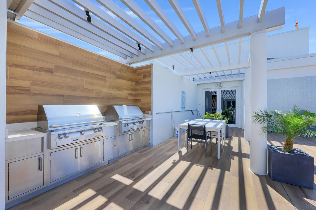 13915 Old Coast Rd #805, Naples, FL 34110