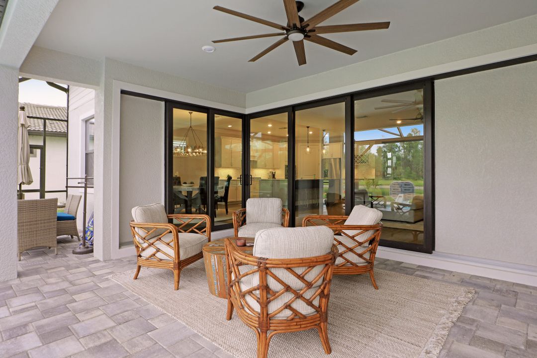 19332 Aqua Shore Dr, Fort Myers, FL 33913