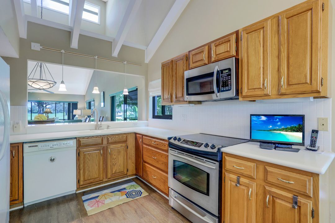 13244 Wedgefield Dr, Naples, FL 34110