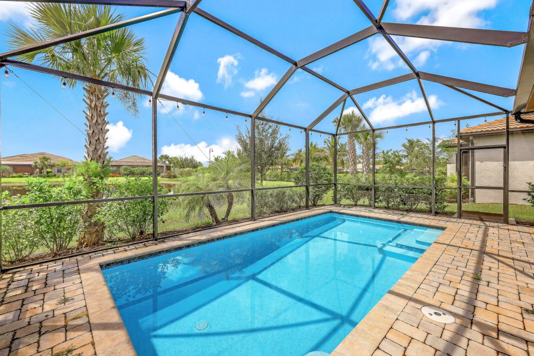 12010 Westmoreland Way, Fort Myers, FL 33913